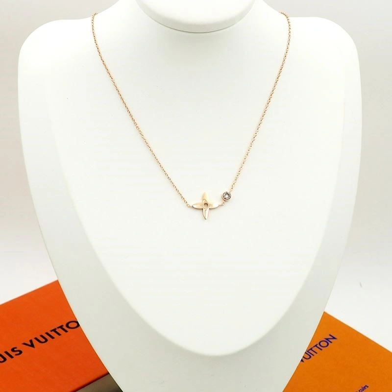 Louis Vuitton Necklaces Cozy 249744