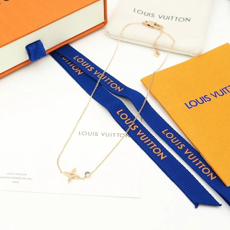 Louis Vuitton Necklaces Cozy 249744