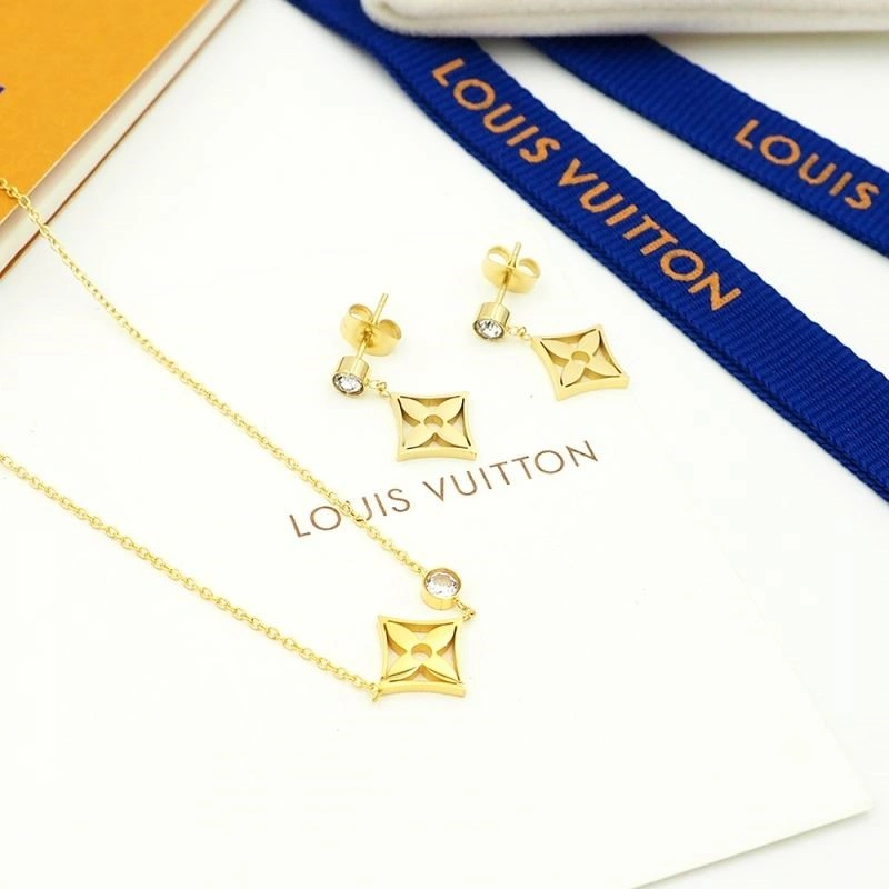 Louis Vuitton Necklaces Premium 249745