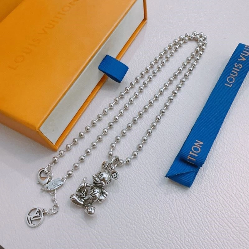 Premium Louis Vuitton Necklaces 249739