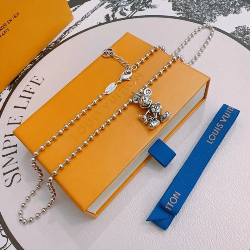 Premium Louis Vuitton Necklaces 249739