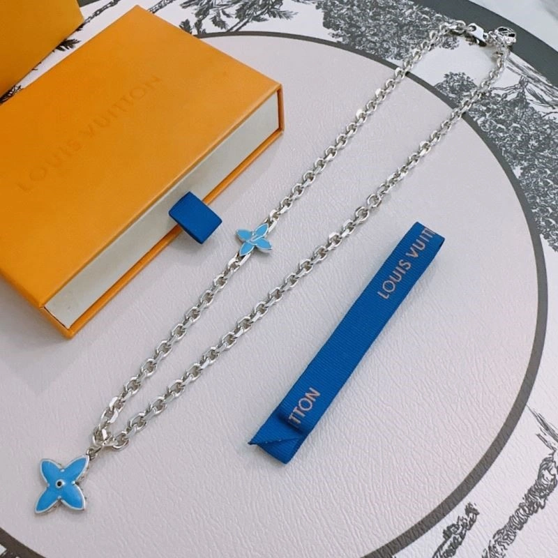 Louis Vuitton Necklaces Modern 249738