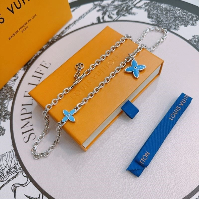 Louis Vuitton Necklaces Modern 249738