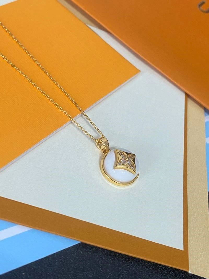 Louis Vuitton Necklaces WaterResistant 249710