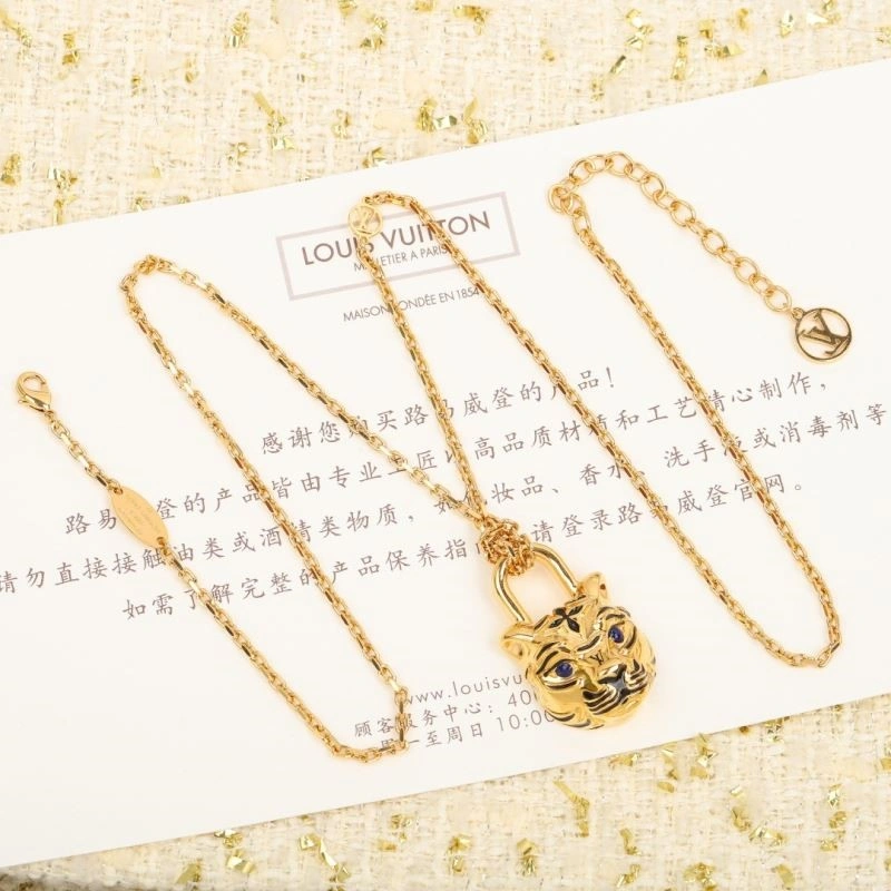 Fashionable Louis Vuitton Necklaces 249677