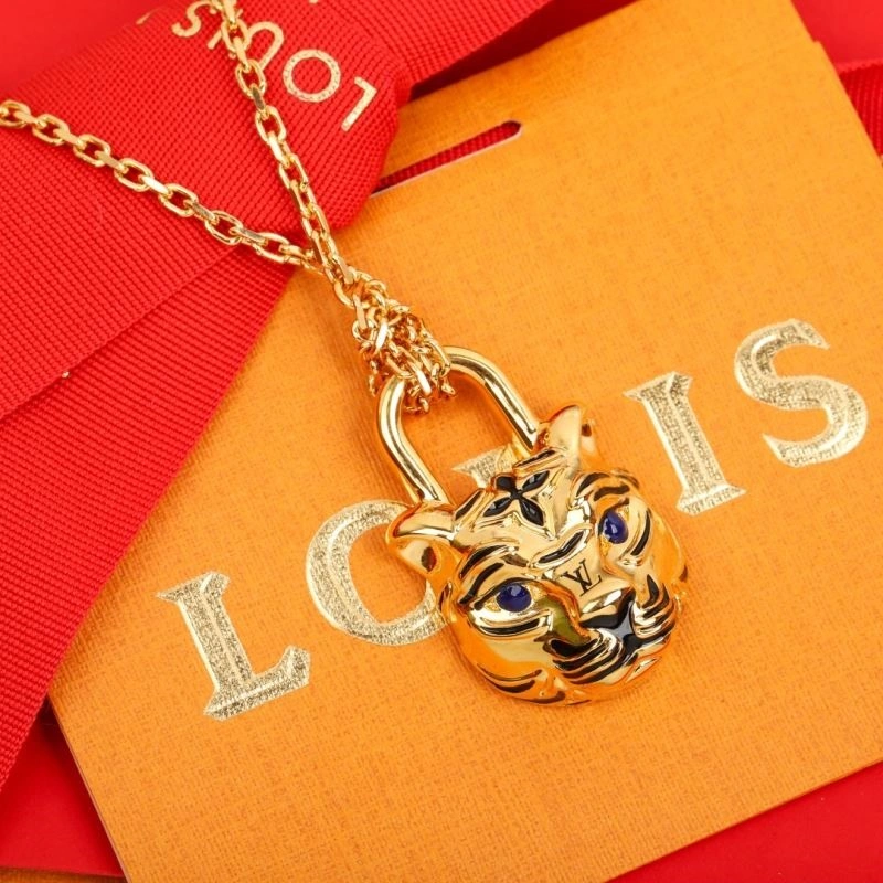 Fashionable Louis Vuitton Necklaces 249677