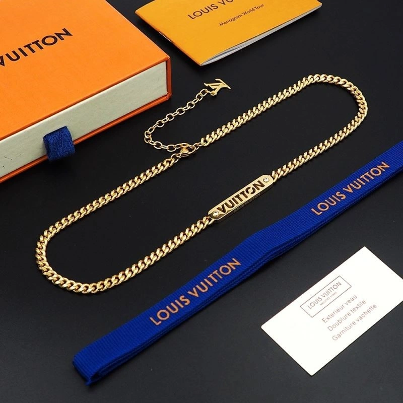 Louis Vuitton Necklaces AllSeason 249676