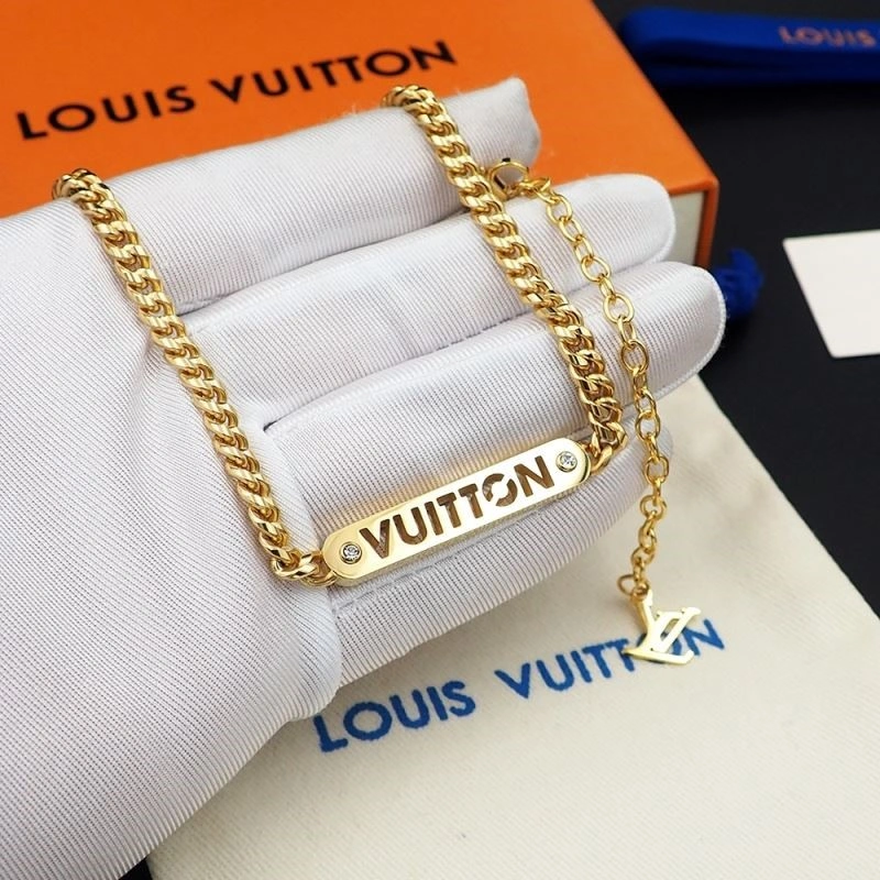Louis Vuitton Necklaces AllSeason 249676