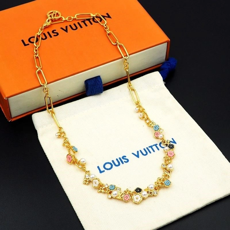 Stretchable Louis Vuitton Necklaces 249707