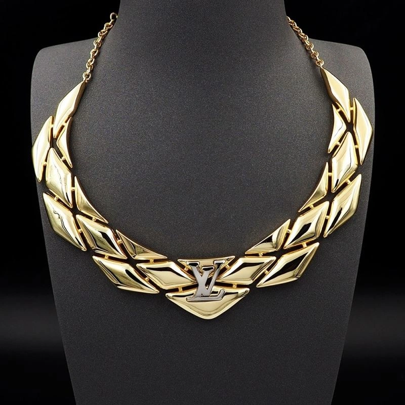 Louis Vuitton Necklaces Upgraded 249679