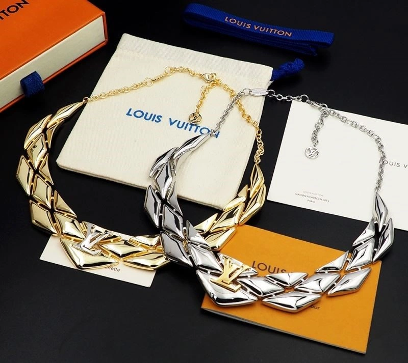 Louis Vuitton Necklaces Upgraded 249679