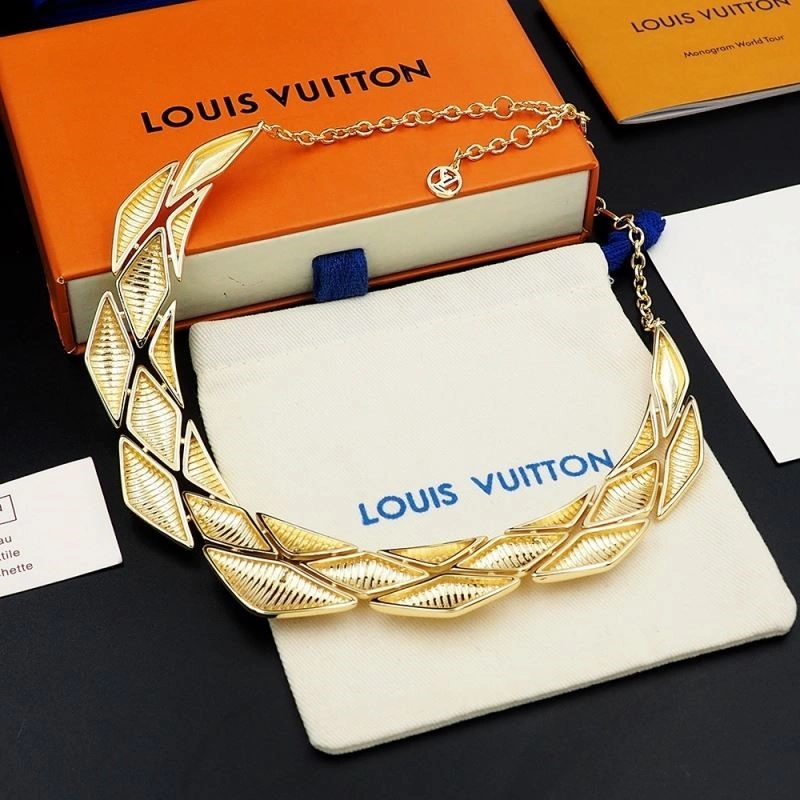 Louis Vuitton Necklaces Upgraded 249679