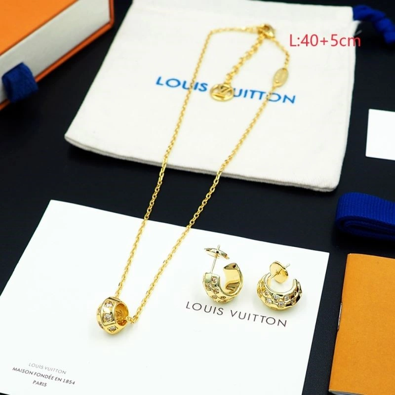 Unique Louis Vuitton Necklaces 249706