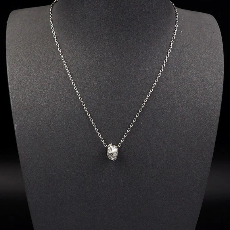 EyeCatching Louis Vuitton Necklaces 249699