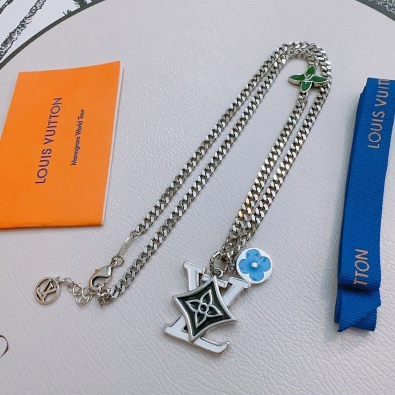 Louis Vuitton Necklaces Chic 249680