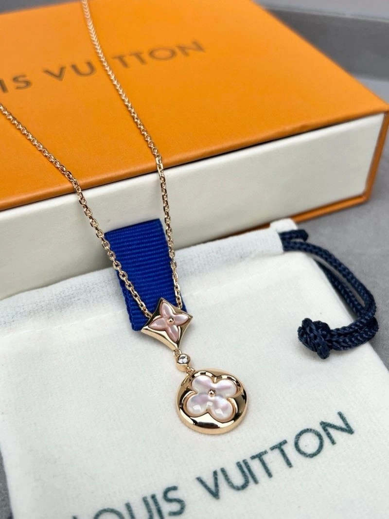 UrbanChic Louis Vuitton Necklaces 249697