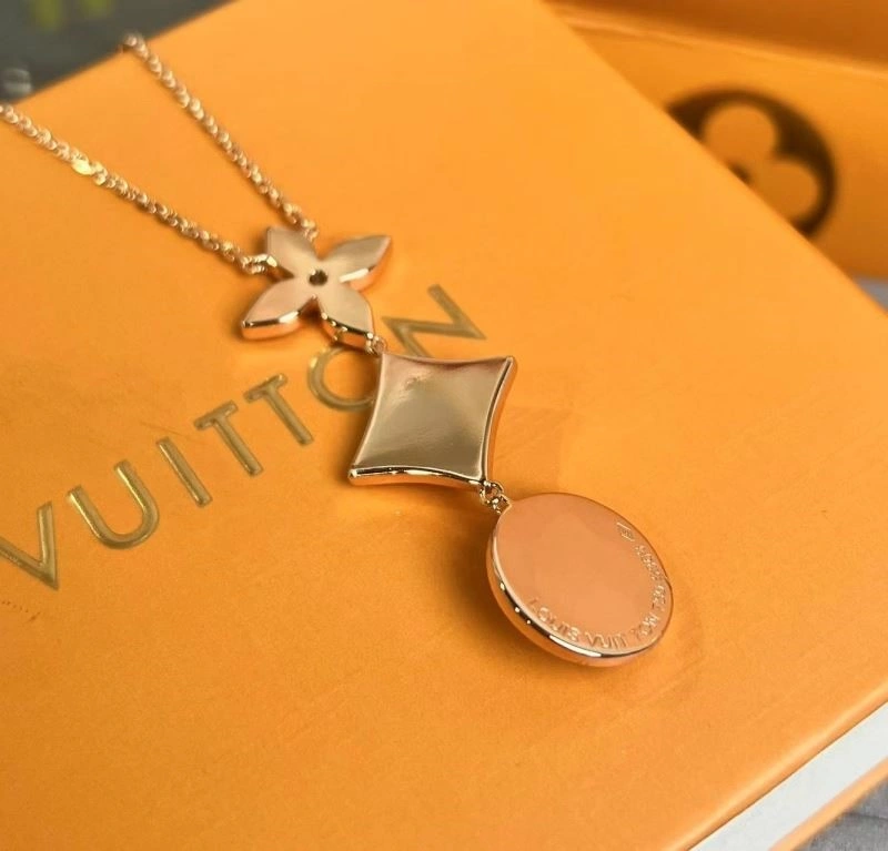 Louis Vuitton Necklaces SportInspired 249687