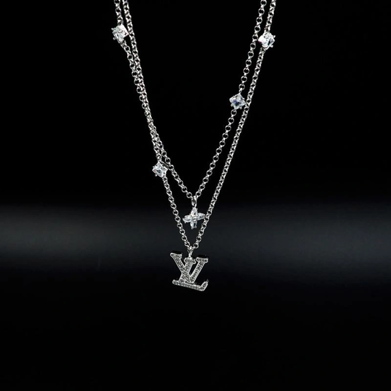 UrbanChic Louis Vuitton Necklaces 249708
