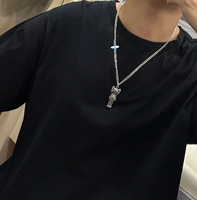 Louis Vuitton Necklaces Sophisticated 249682