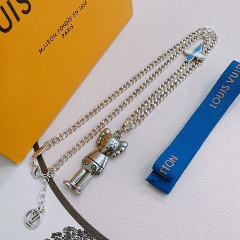 Louis Vuitton Necklaces Sophisticated 249682