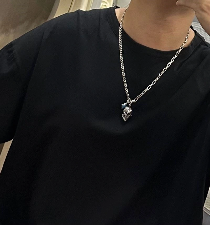 Louis Vuitton Necklaces Lightweight 249675