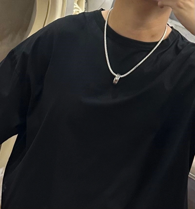 Louis Vuitton Necklaces Neat 249642