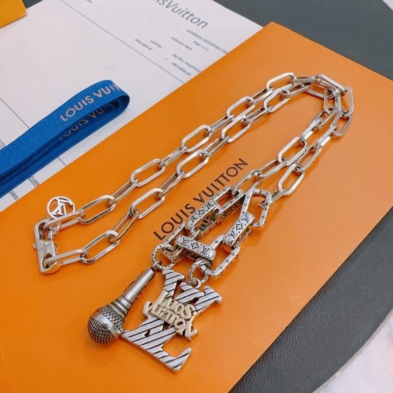 Youthful Louis Vuitton Necklaces 249664
