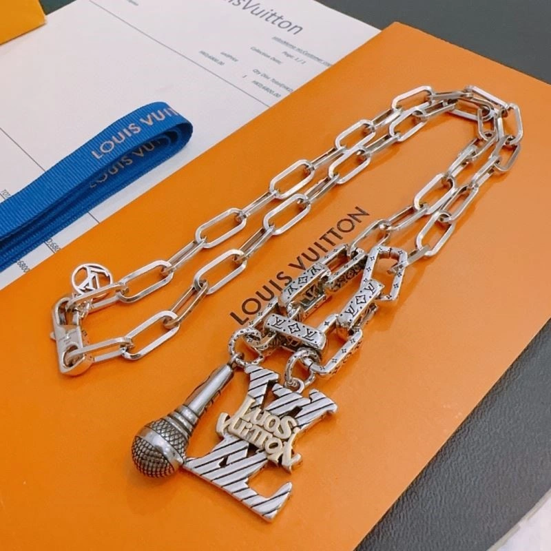 Youthful Louis Vuitton Necklaces 249664
