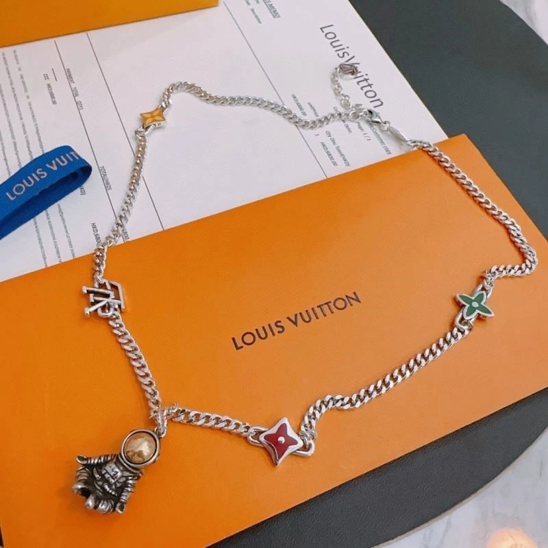 Louis Vuitton Necklaces Compact 249643