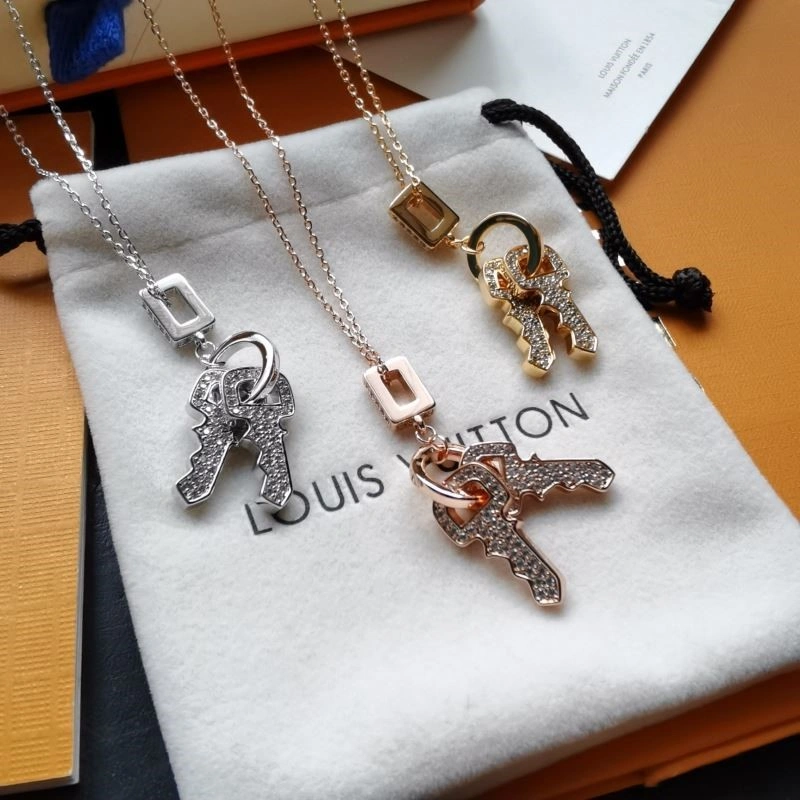 Louis Vuitton Necklaces Bright 249638
