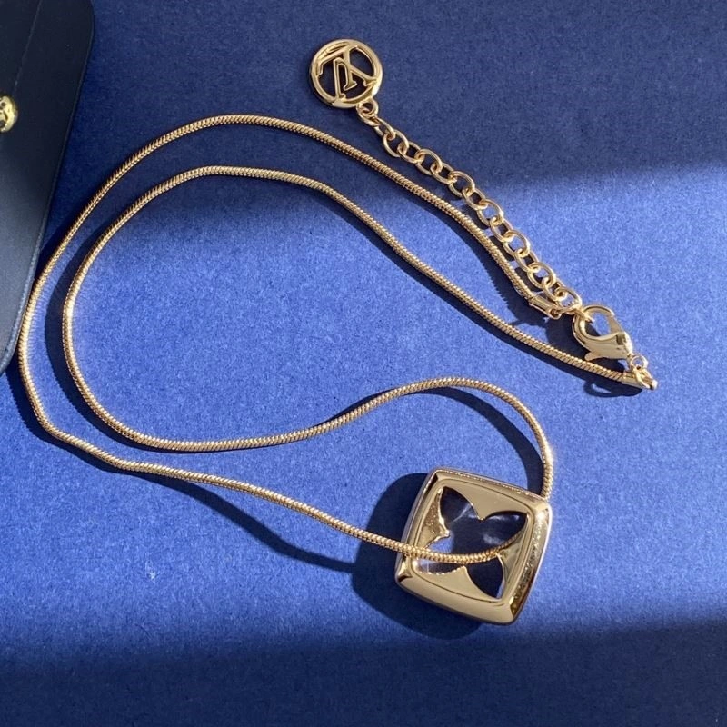 SportInspired Louis Vuitton Necklaces 249650