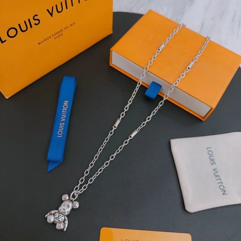 TimelessDesign Louis Vuitton Necklaces 249659