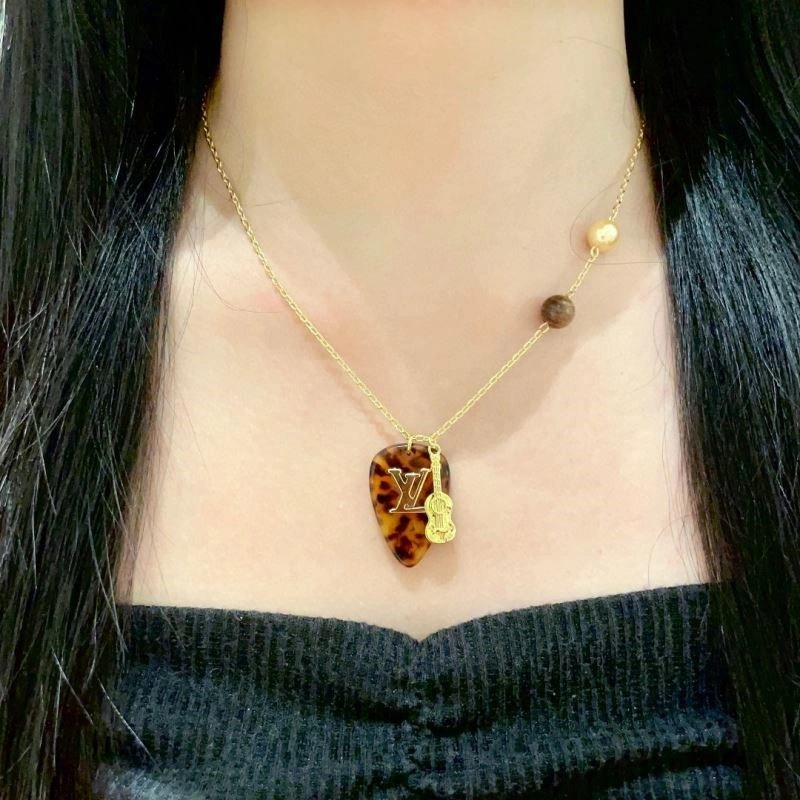 DailyWear Louis Vuitton Necklaces 249393