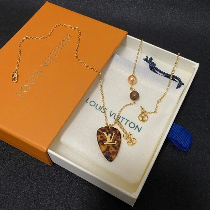 DailyWear Louis Vuitton Necklaces 249393