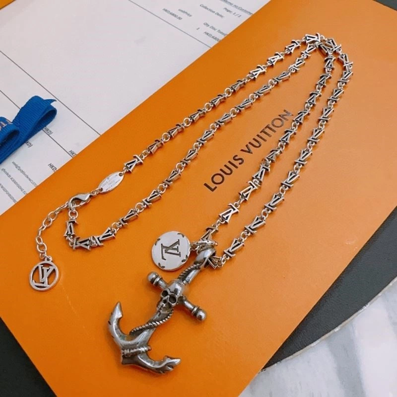 WrinkleFree Louis Vuitton Necklaces 249411