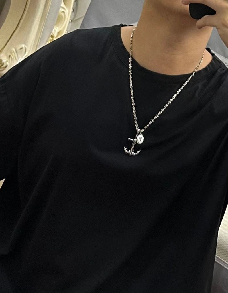 WrinkleFree Louis Vuitton Necklaces 249411