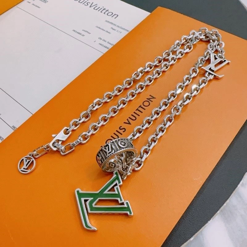 Louis Vuitton Necklaces Casual 249418