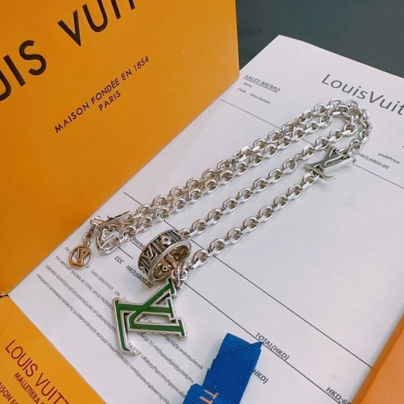 Louis Vuitton Necklaces Casual 249418