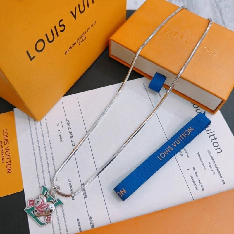 Supportive Louis Vuitton Necklaces 249416