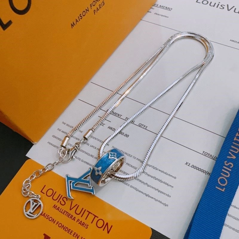Louis Vuitton Necklaces HighPerformance 249391