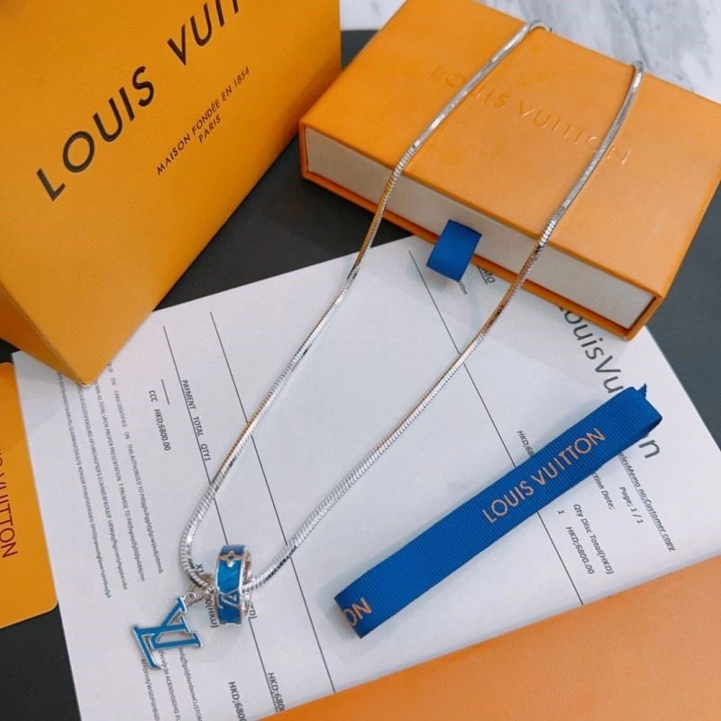 Louis Vuitton Necklaces HighPerformance 249391