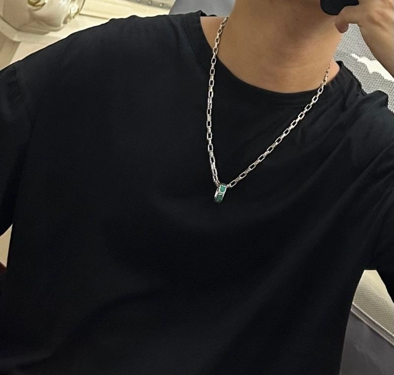 Louis Vuitton Necklaces TimelessDesign 249392