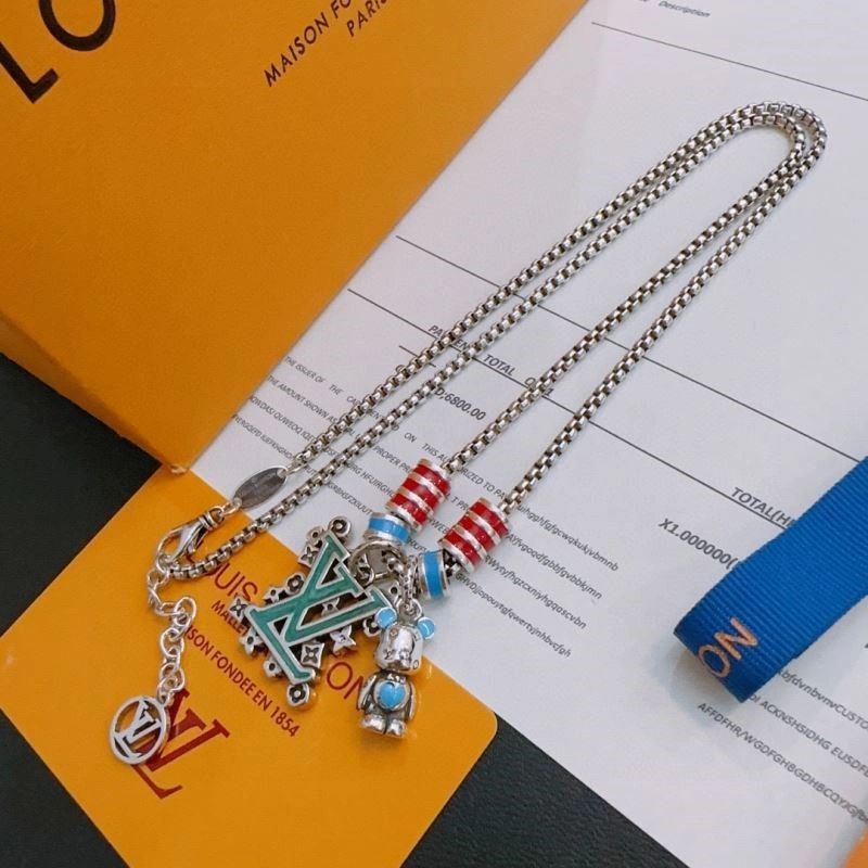 Louis Vuitton Necklaces Timeless 249389