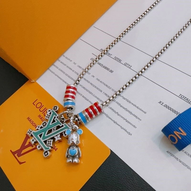 Louis Vuitton Necklaces Timeless 249389