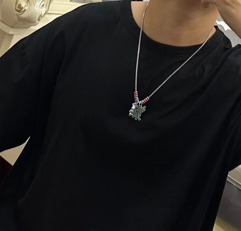 Louis Vuitton Necklaces Timeless 249389