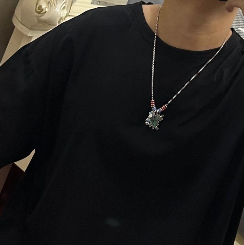 Louis Vuitton Necklaces Timeless 249389