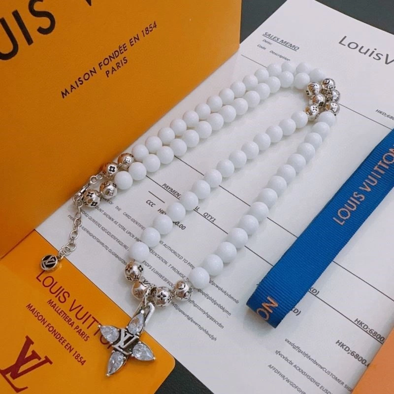 AllSeason Louis Vuitton Necklaces 249388