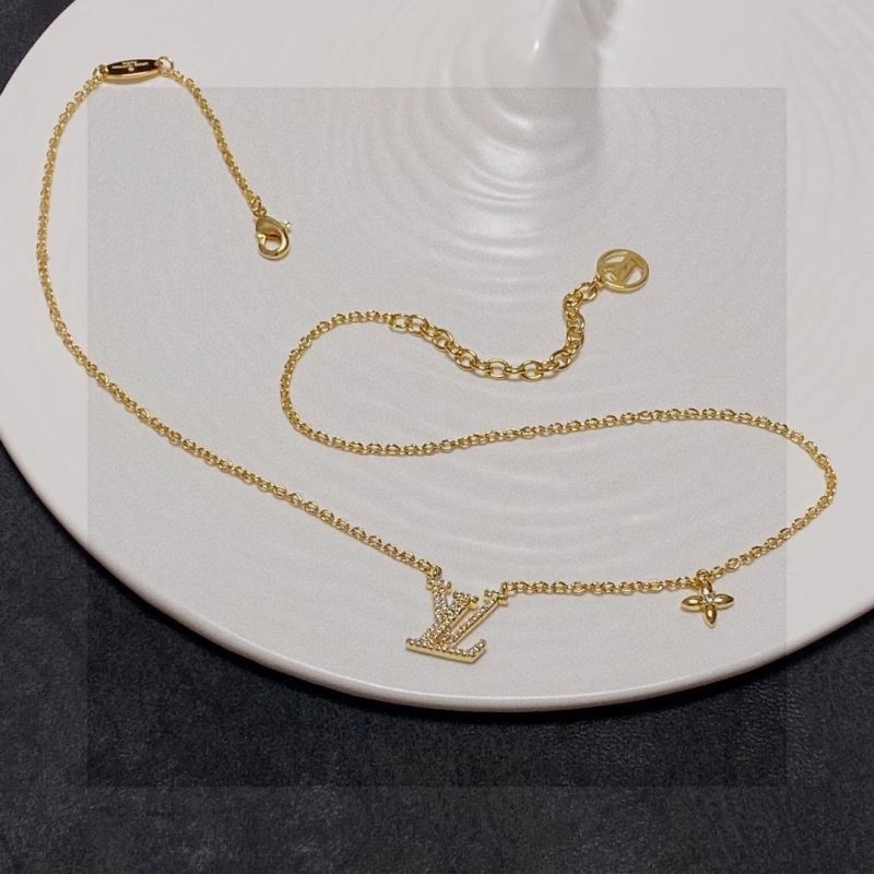 Louis Vuitton Necklaces AllSeason 249384