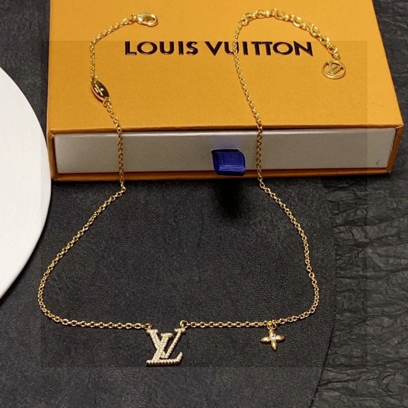 Louis Vuitton Necklaces AllSeason 249384