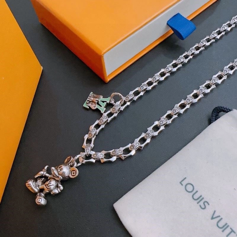Affordable Louis Vuitton Necklaces 249378